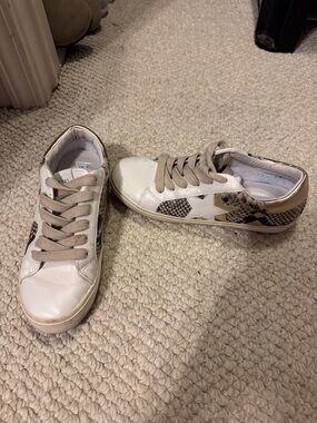 Steve Madden White Sneakers with Beige Laces and Snake-Print Panels